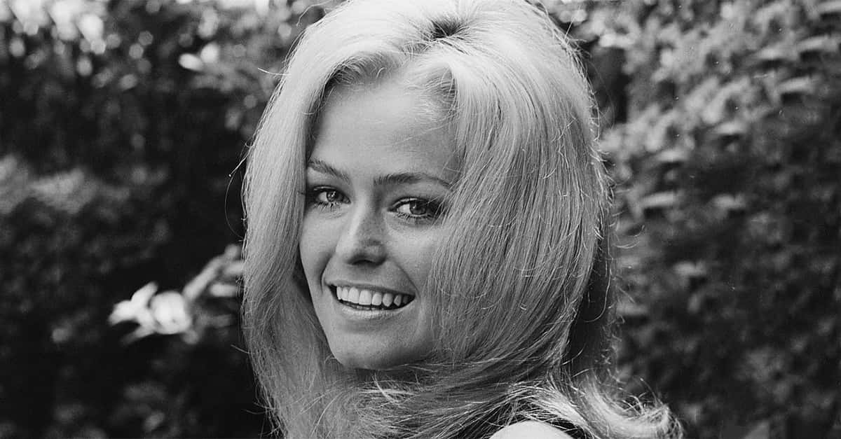 Angelic Facts About Farrah Fawcett, Hollywood's Golden Girl