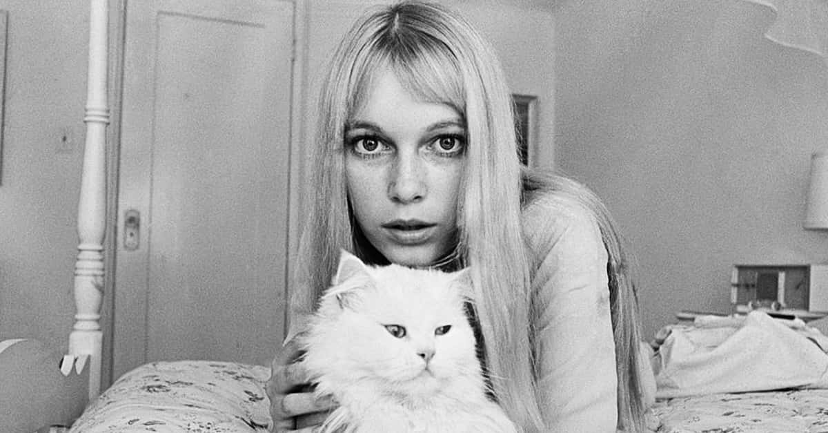 Delicate Facts About Mia Farrow, The Rose Of Hollywood
