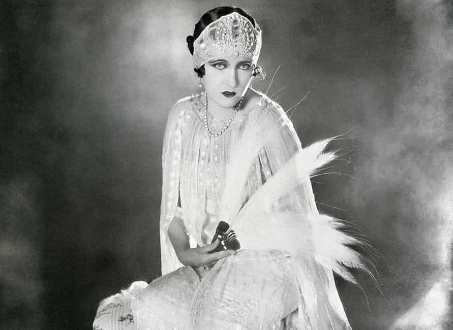 Gloria Swanson Defined Hollywood—Until It All Came Crashing Down