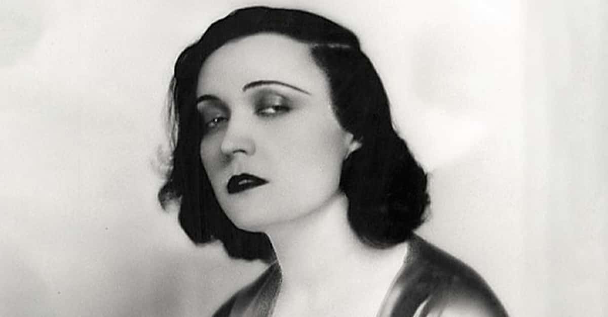 Seductive Facts About Pola Negri, The Original Femme Fatale