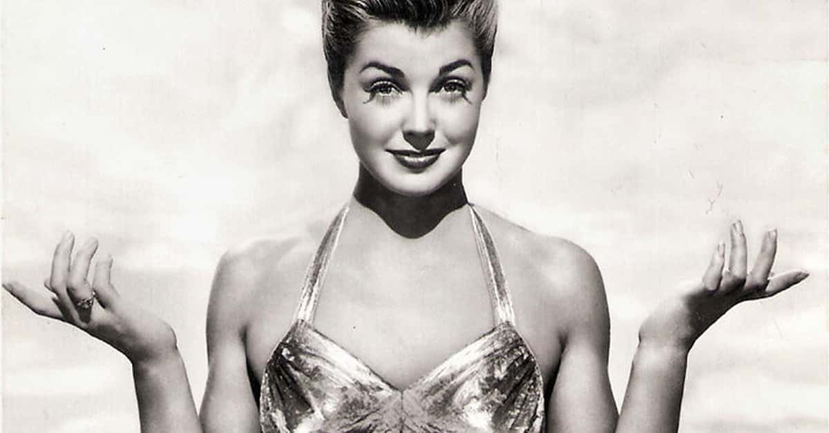 Wet And Wild Facts About Esther Williams, The Hollywood Mermaid