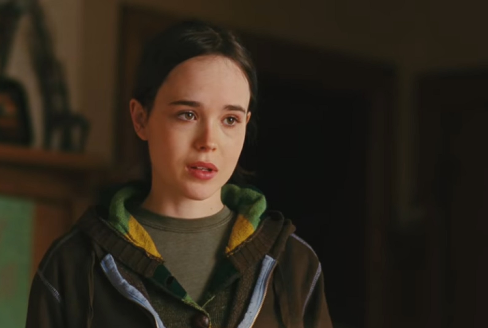 Elliot Page looking at side - from Juno (2007)