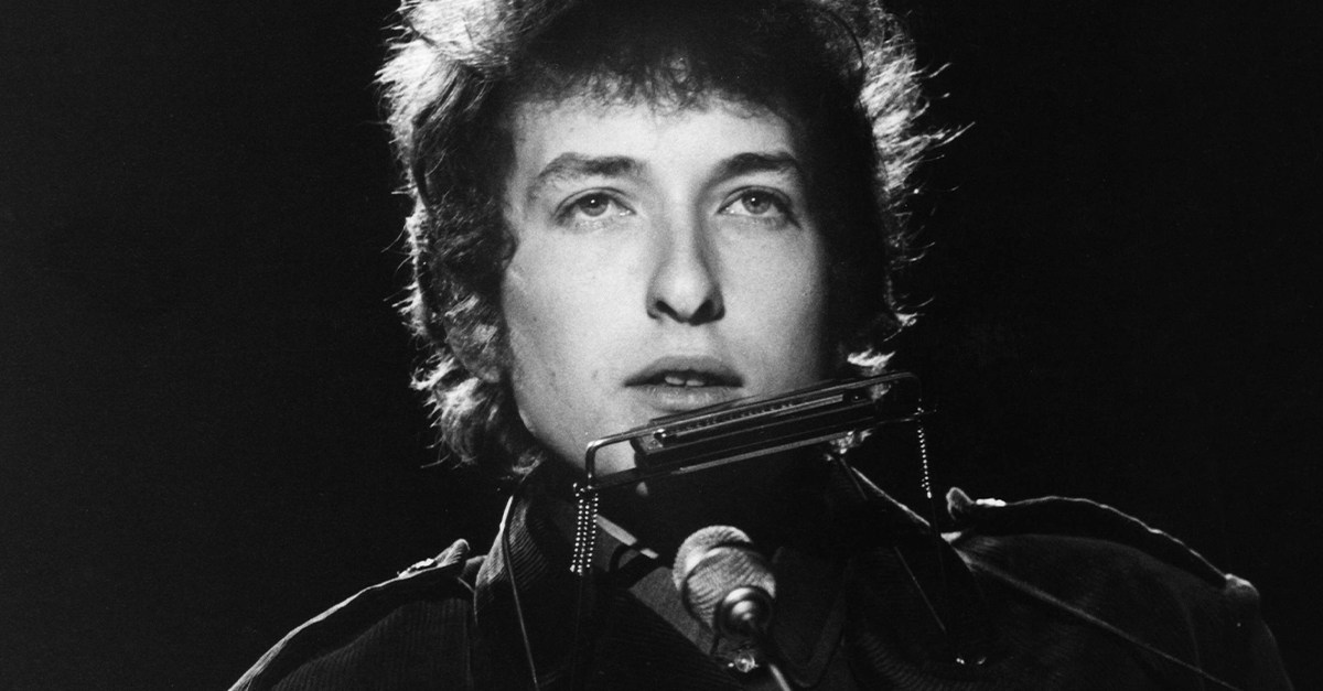 Elusive Facts About Bob Dylan, The King Of Songwriting