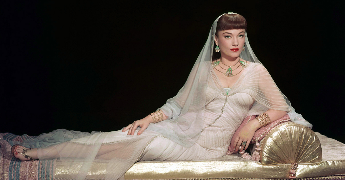 Epic Facts About Anne Baxter, The Seductive Princess Of The Nile