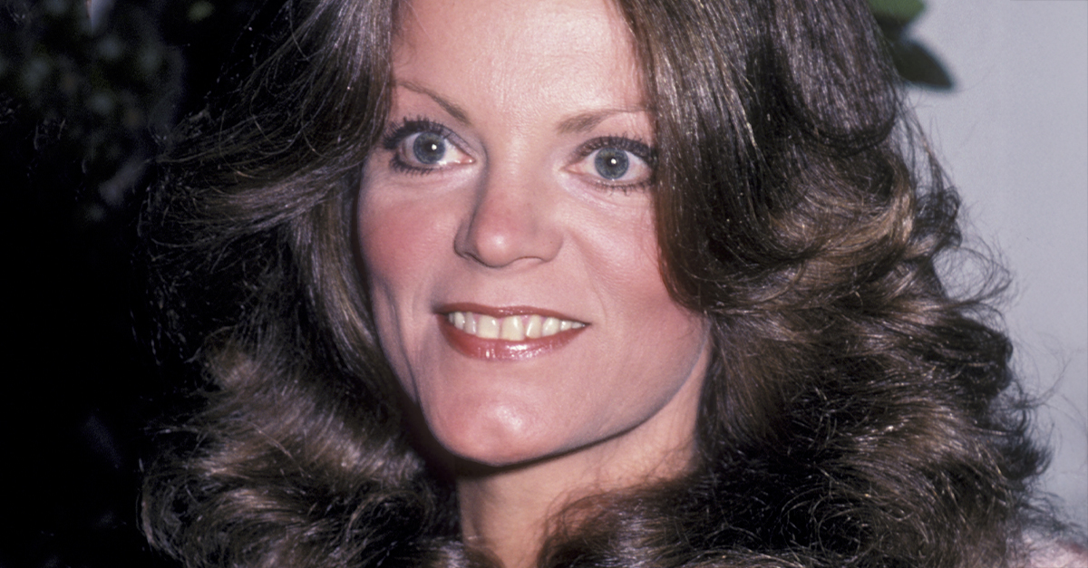 Heartbreaking Facts About Carol Wayne, The Matinee Girl