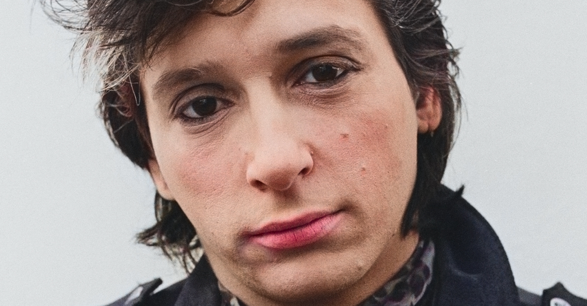 Johnny Thunders, portrait, Notting Hill Gate, London, 1980.