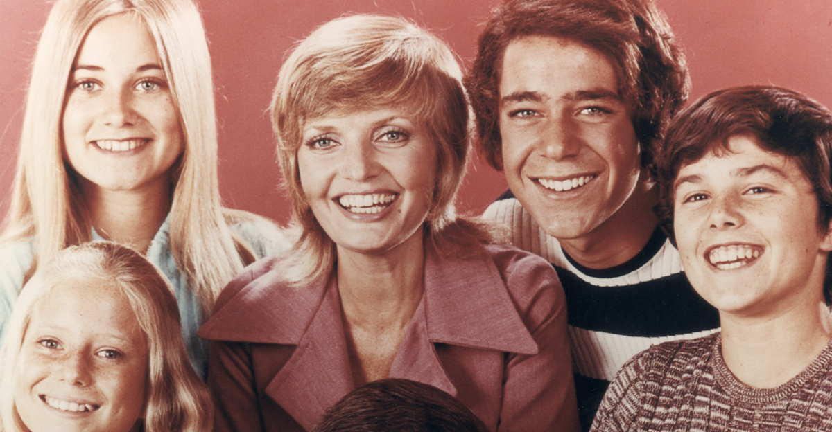 The Brady family, from the television series, 'The Brady Bunch'. Top row (left to right) Maureen McCormick, Florence Henderson, Barry Williams, Christopher Knight; bottom row: Eve Plumb, Mike Lookinland, Robert Reed and Susan Olsen.