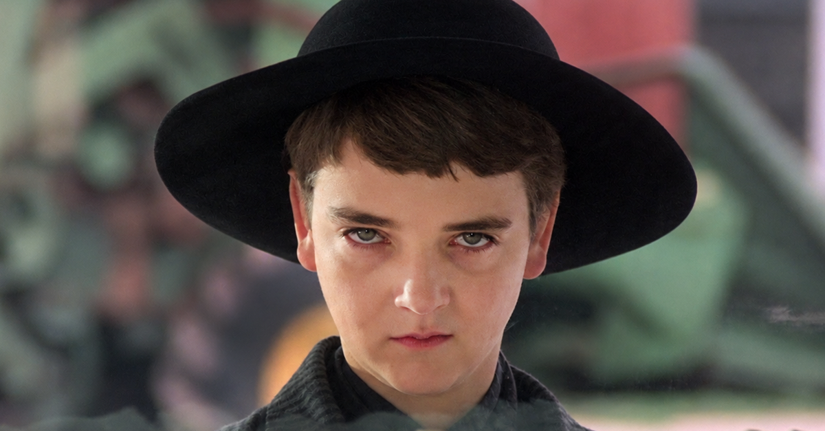 Screenshot of American actor John Franklin as Isaac Chroner in Children of the Corn (1984)