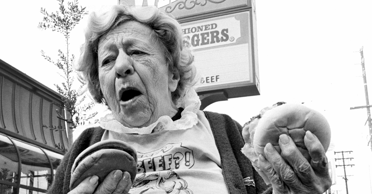 Wendy's "Where's the Beef" lady Clara Peller poses in front of a Los Angeles Wendy's restaurant