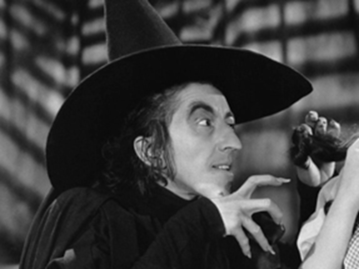 19 Movies That Were Actually Cursed