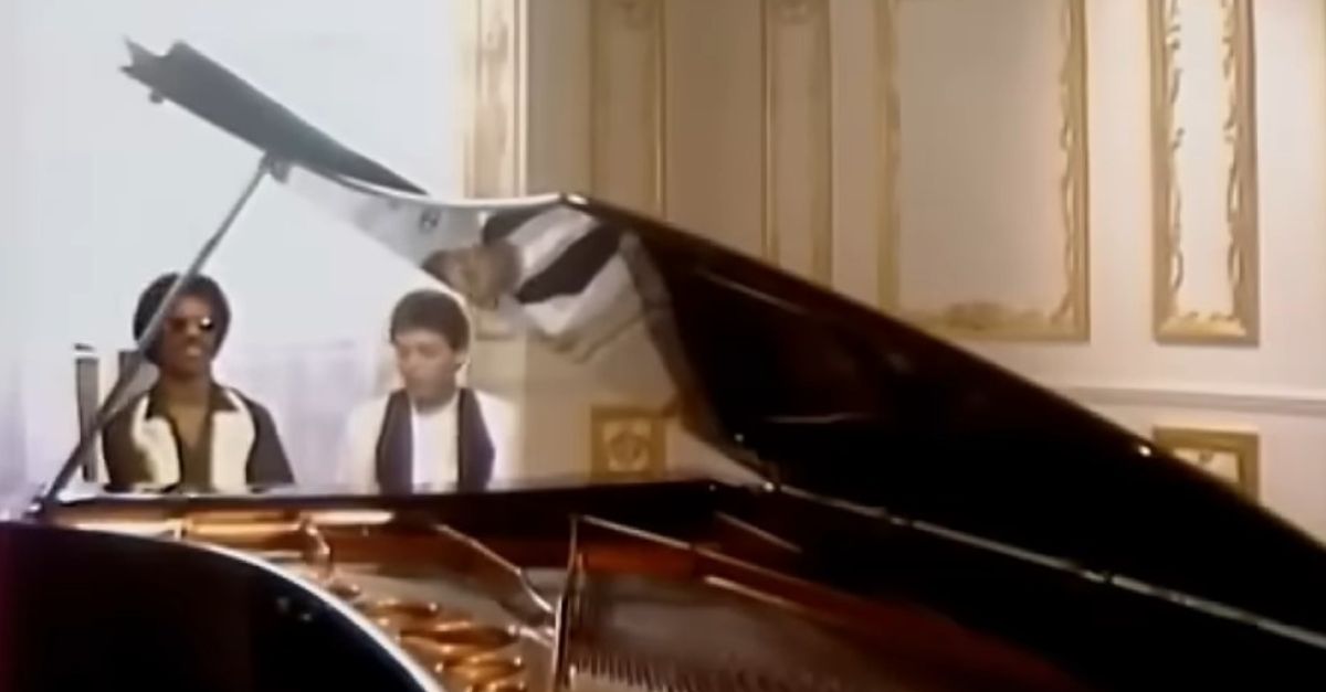 25 Ridiculous Songs That Were Actually Number One Hits