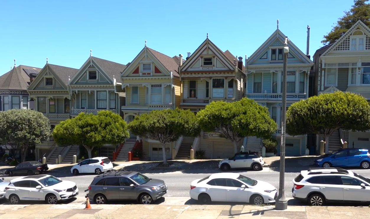 Iconic Movie And TV Houses You Can Actually Visit iconic-movie-and-tv-houses-you-can-actually-visit