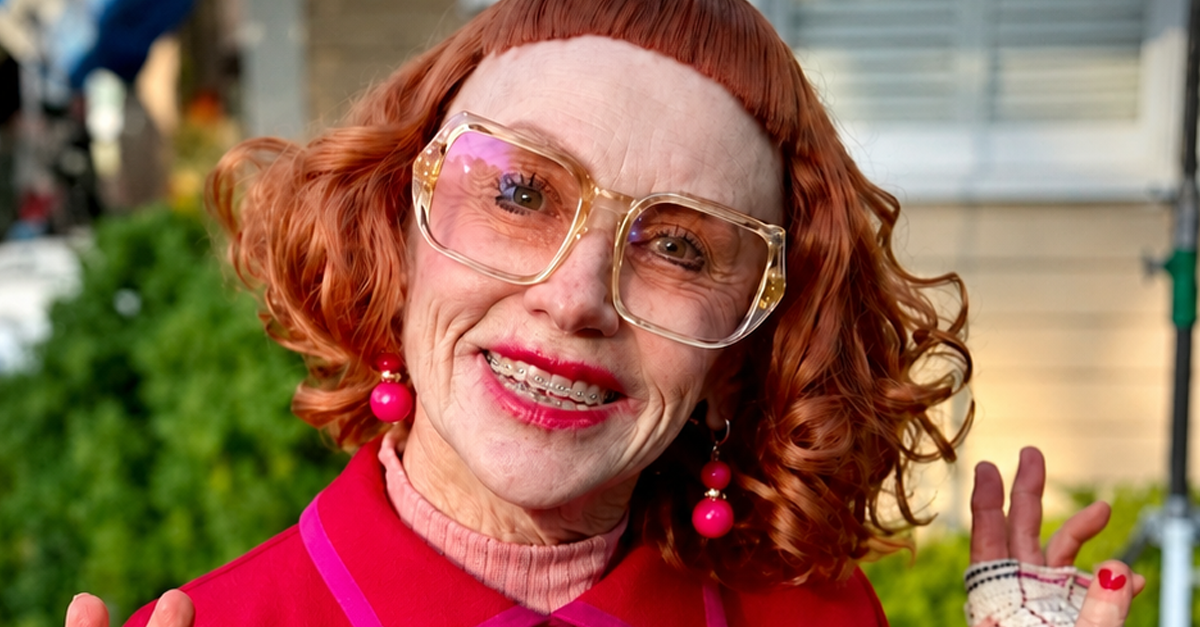 Screenshot of Amy Madigan as Aunt Gladys in Weapons (2025)