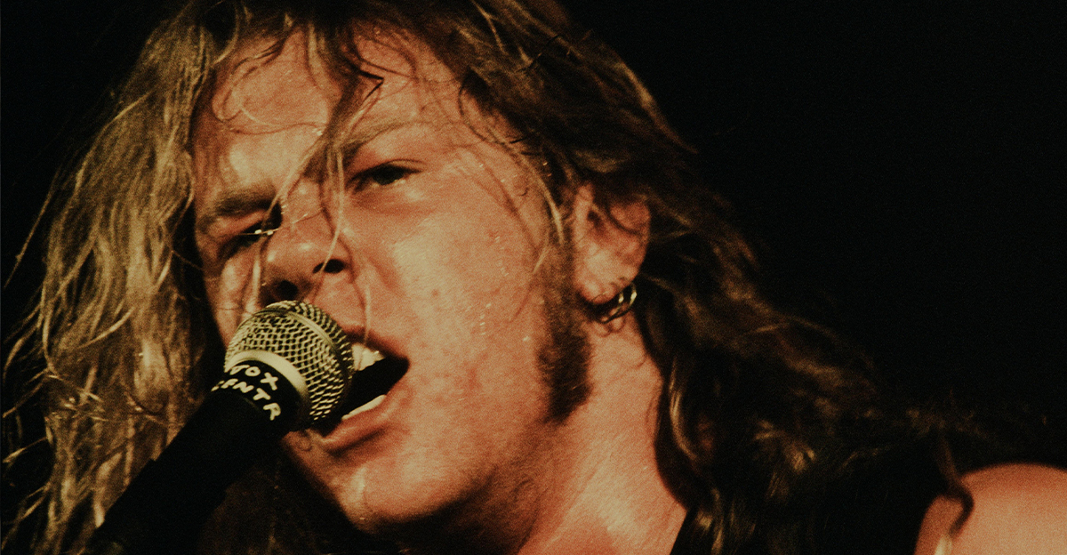 Metallica live at Shibuya Public Hall, Tokyo, November 1986.