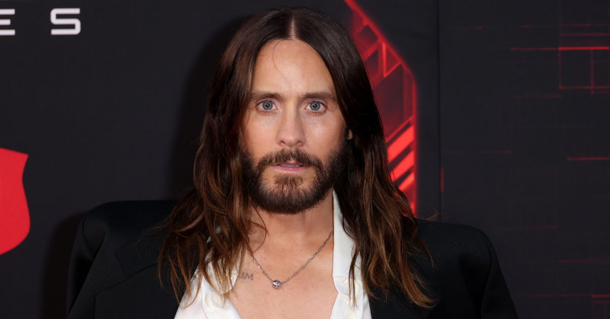 2239236675 Jared Leto - Fb