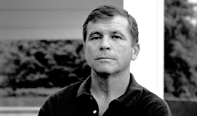 Tom Laughlin took on bullies in “Billy Jack,