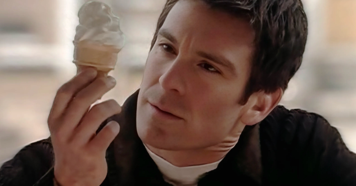 Michael T. Weiss, The Pretender