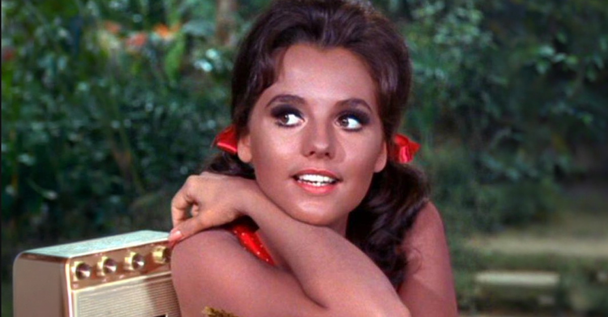 Screenshot of Dawn Wells as Mary Ann in Gilligan's Island (1964-1967)