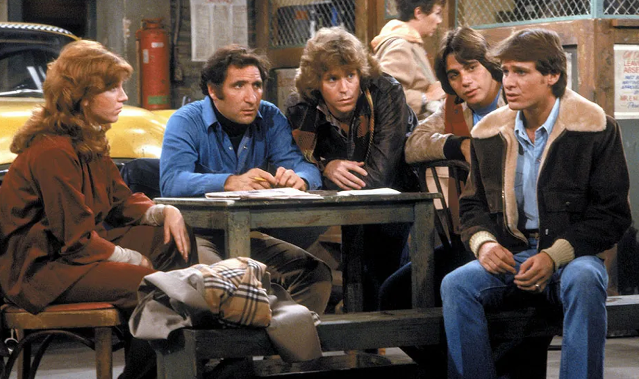 Screenshot of actors Marilu Henner, Judd Hirsch, Jeff Conaway, Tony Danza and Randall Carver in Taxi (1978-1979)