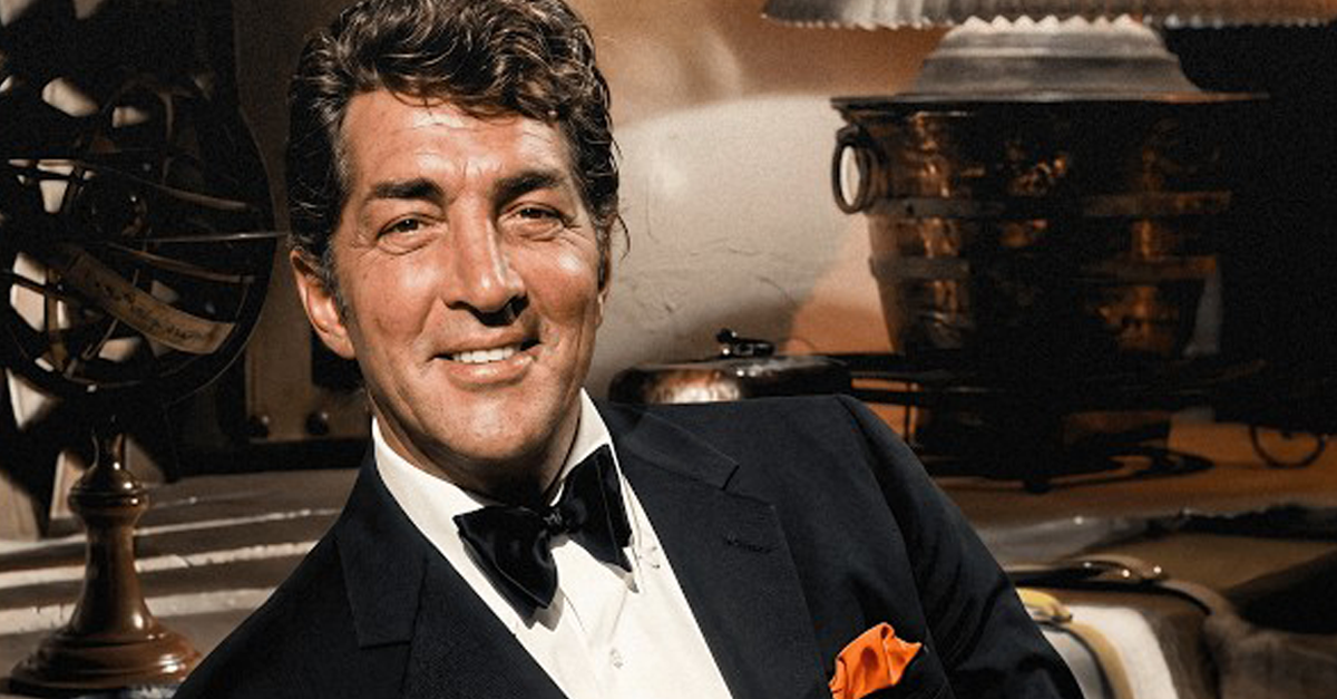 Screenshot of host Dean Martin in The Dean Martin Show (1965-1974)