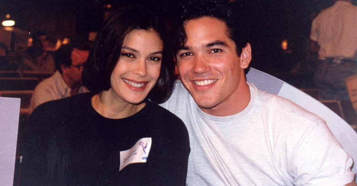 Teri Hatcher and Dean Cain at the 45th Emmy Awards